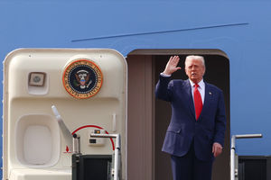 2025-10-30T041345Z_1027638474_RC24MHA9NEFR_RTRMADP_3_USA-TRUMP-SOUTHKOREA