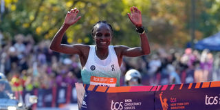 Hellen Obiri 