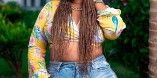 satmag0502hottopicsKame