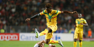 2025-12-12T115433Z_450827907_RC2KCT9MRLG1_RTRMADP_3_SOCCER-NATIONS-MLI