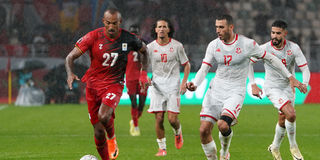 2025-12-23T205445Z_315032153_UP1ELCN1M3721_RTRMADP_3_SOCCER-NATIONS-TUN-UGA