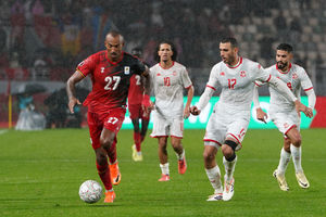 2025-12-23T205445Z_315032153_UP1ELCN1M3721_RTRMADP_3_SOCCER-NATIONS-TUN-UGA