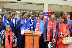 Peter Munya matiangi