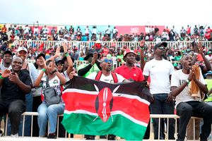 Shujaa fans
