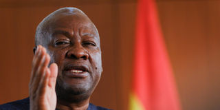 2026-03-24T175933Z_1893730938_RC2FOBAIRQ9H_RTRMADP_3_GHANA-USA-TRUMP-PIX