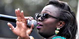 ZUQKABLANKETS0308g(2)