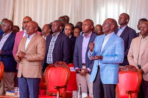 Ruto Mt Kenya Tour