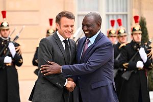 Emmanuel Macron and William Ruto