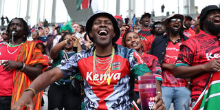 Shujaa fans