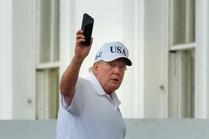 2026-06-28T210145Z_858827390_RC253MA6CBML_RTRMADP_3_USA-TRUMP