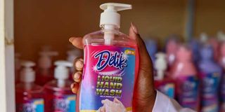 Delik antibacterial liquid