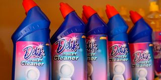 Delik toilet cleaner 