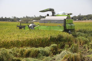 Combine harvester