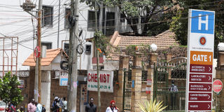 2026-10-06T112952Z_2137920549_RC2LXNAD55EU_RTRMADP_3_KENYA-EBOLA